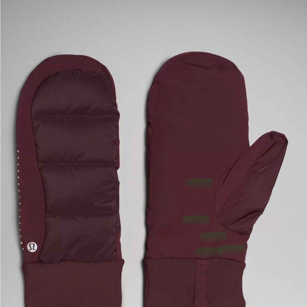 Lululemon Down for it all mittens